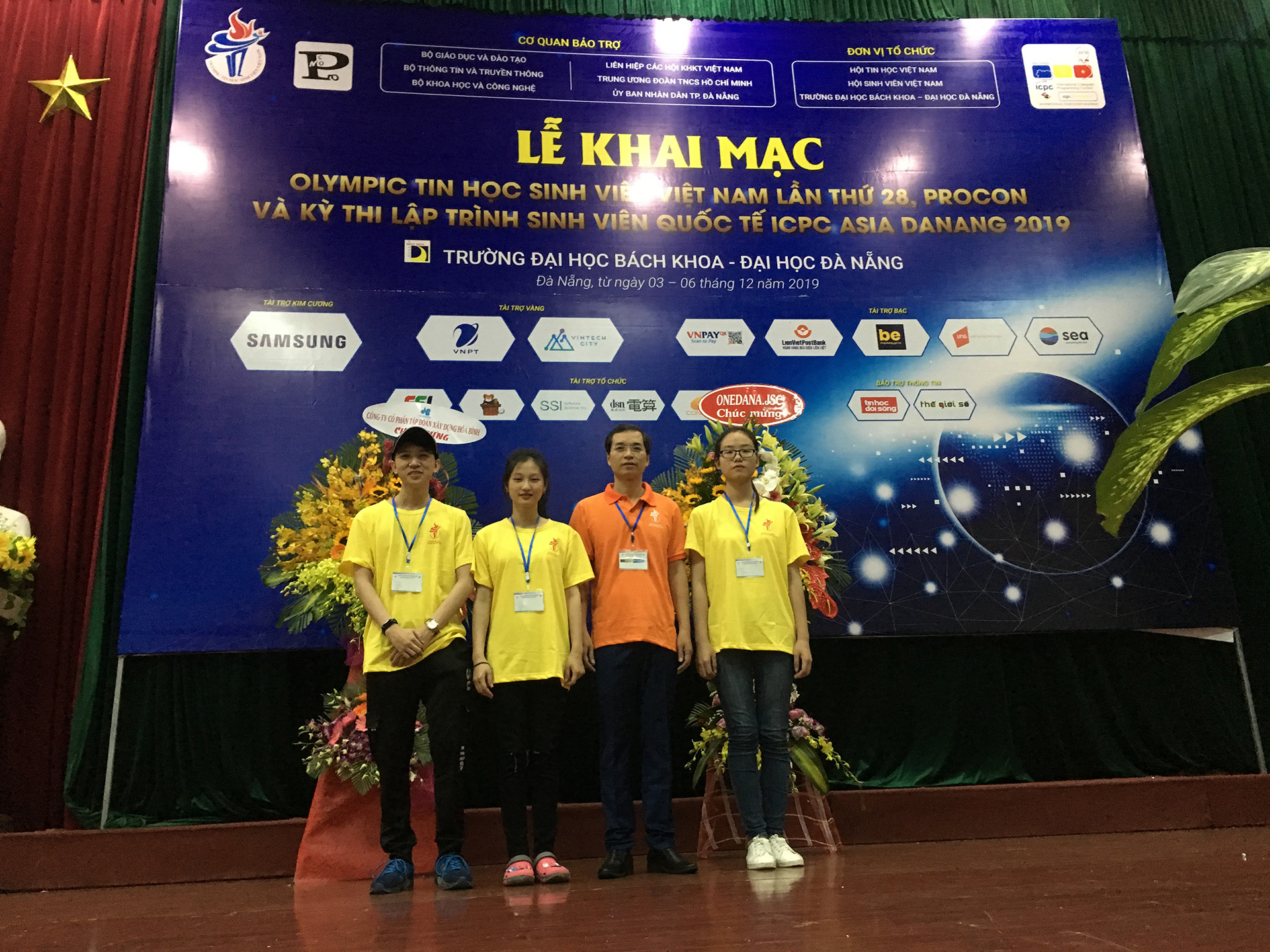 Sinh viên khoa Khoa học Tự nhiên & Công nghệ tham dự  Olympic Tin học Sinh viên Việt Nam 2019